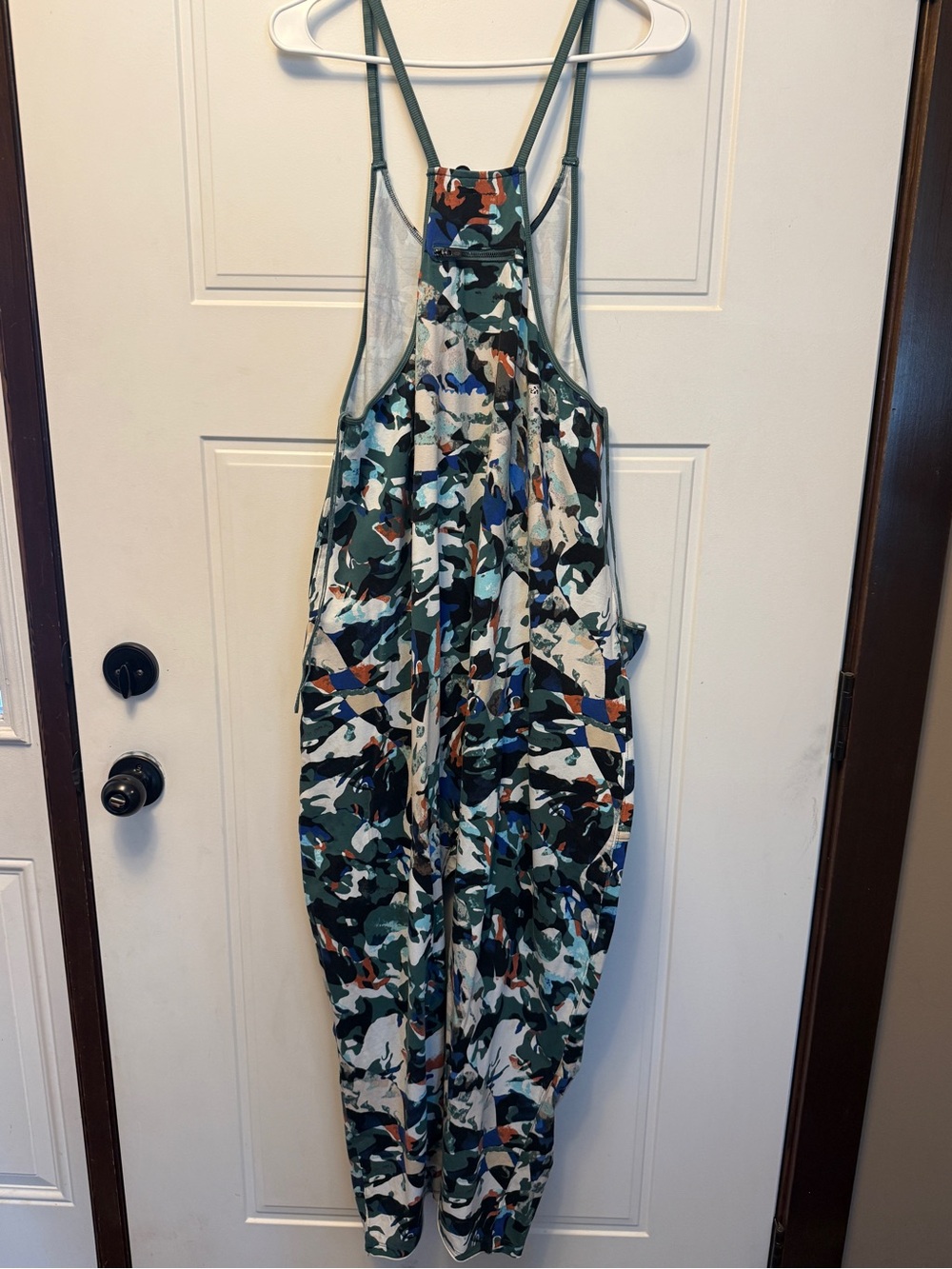Free People Multicolor Camo-Print Jumpsuit size Medium. Never worn. - Picture 2 of 4